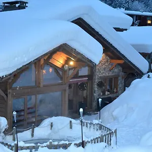 Et Au Coin Du Feu Chilly Powder Hotel